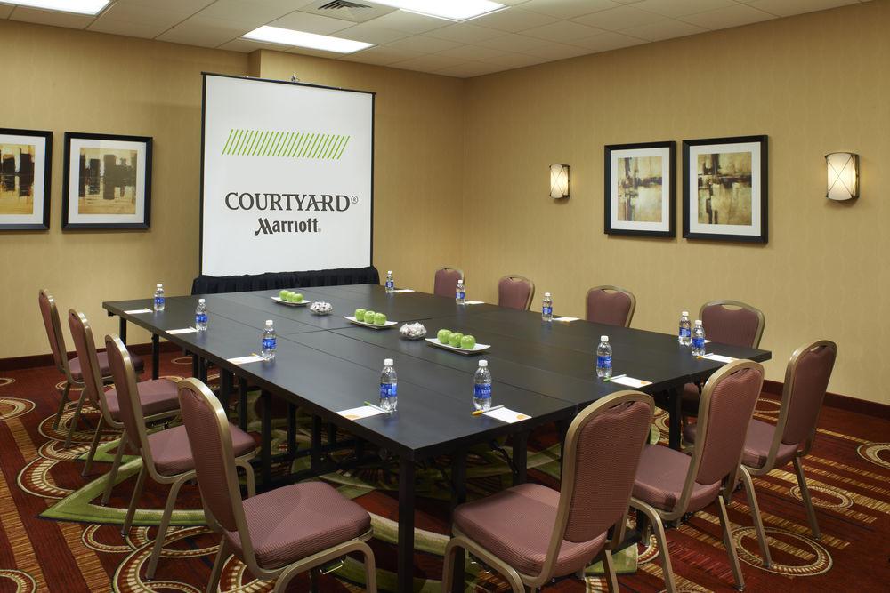 Courtyard By Marriott Chicago Downtown/River North Exterior foto
