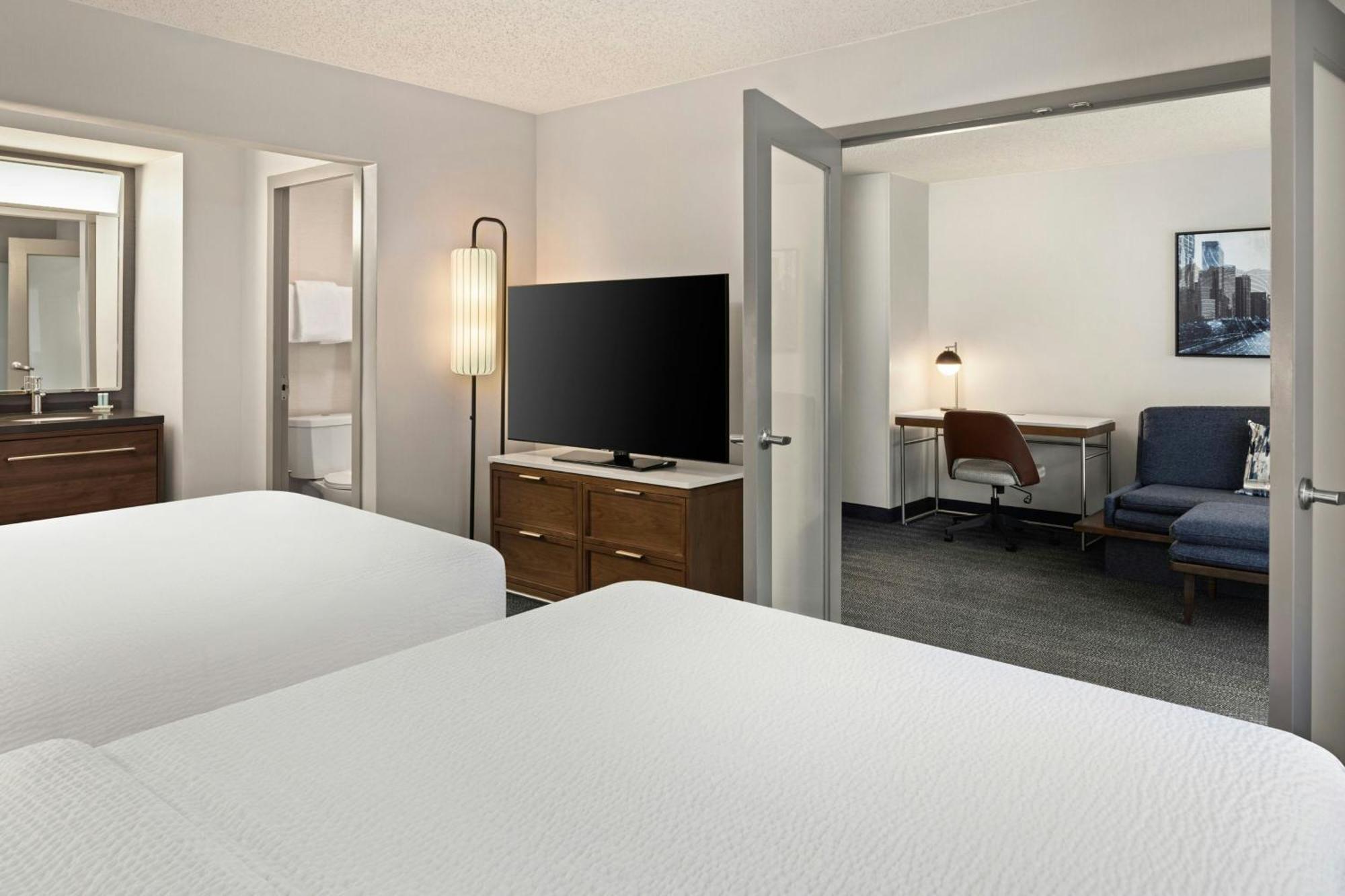 Courtyard By Marriott Chicago Downtown/River North Exterior foto