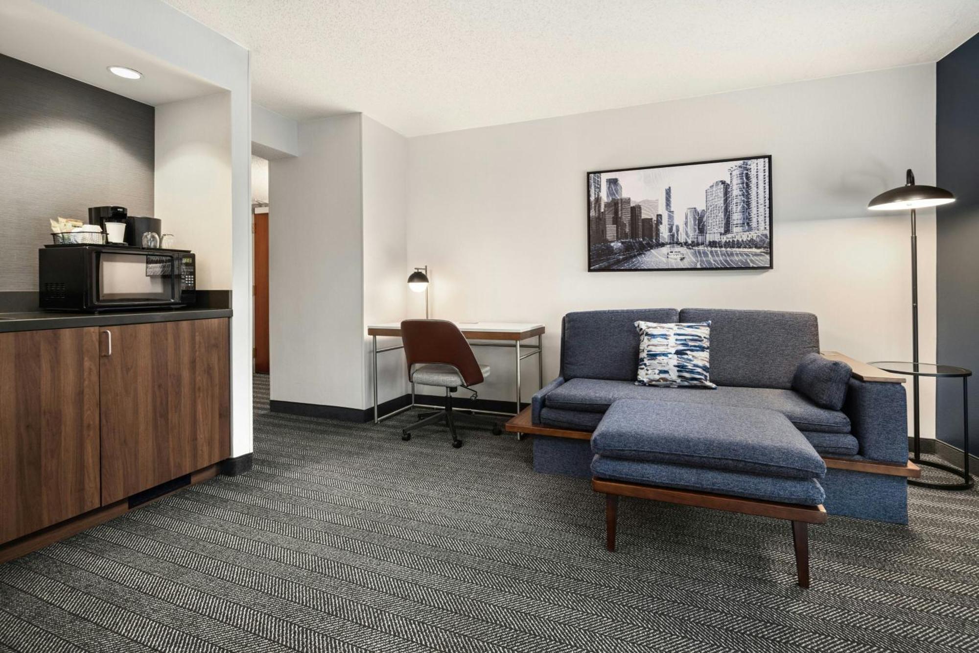Courtyard By Marriott Chicago Downtown/River North Exterior foto