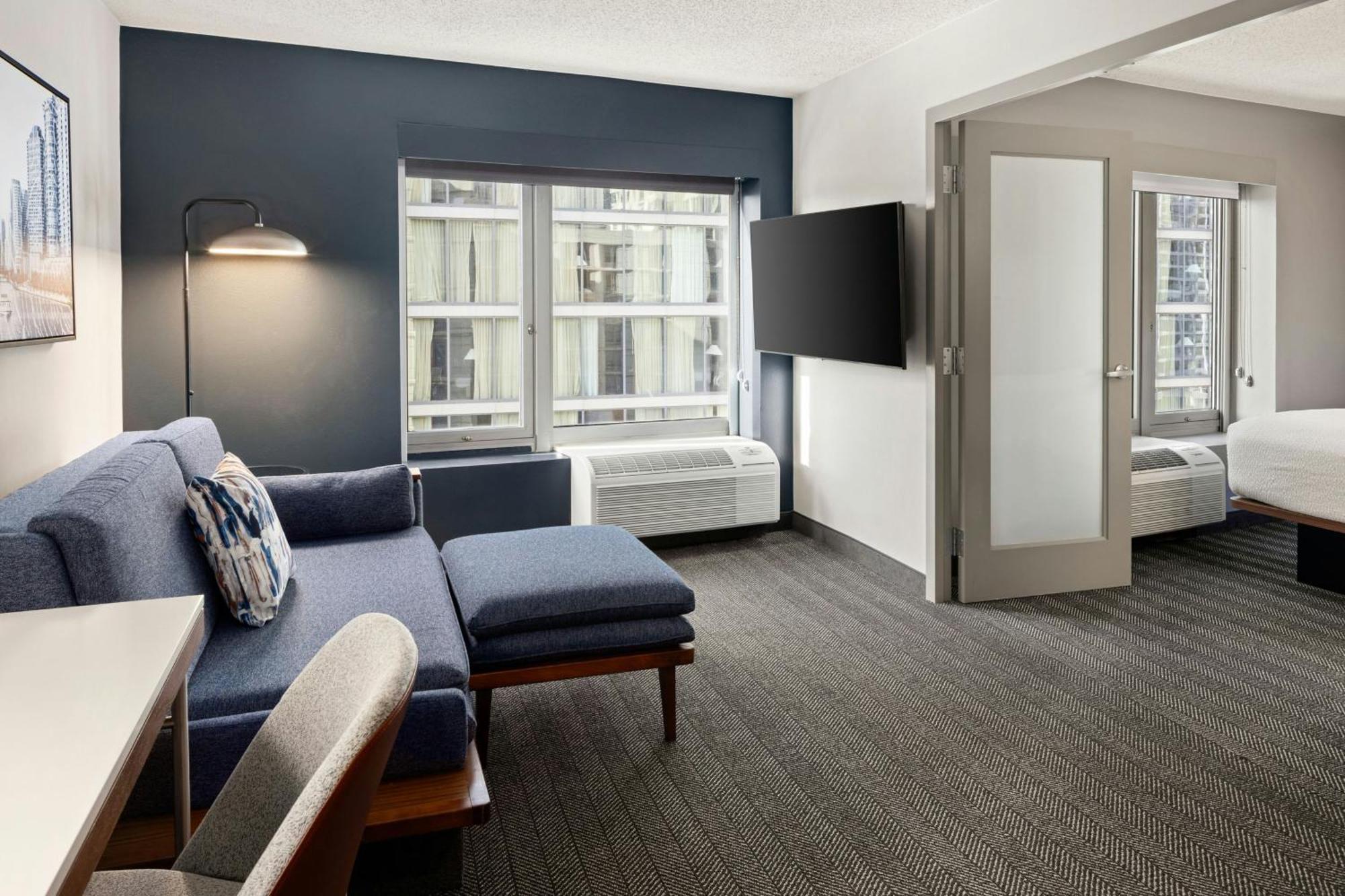 Courtyard By Marriott Chicago Downtown/River North Exterior foto